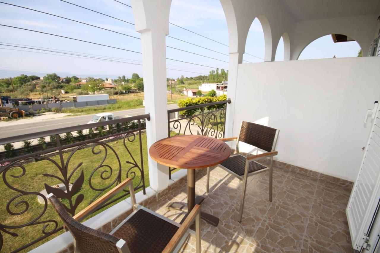 Zephyros Rooms Ormos Panagias Ngoại thất bức ảnh