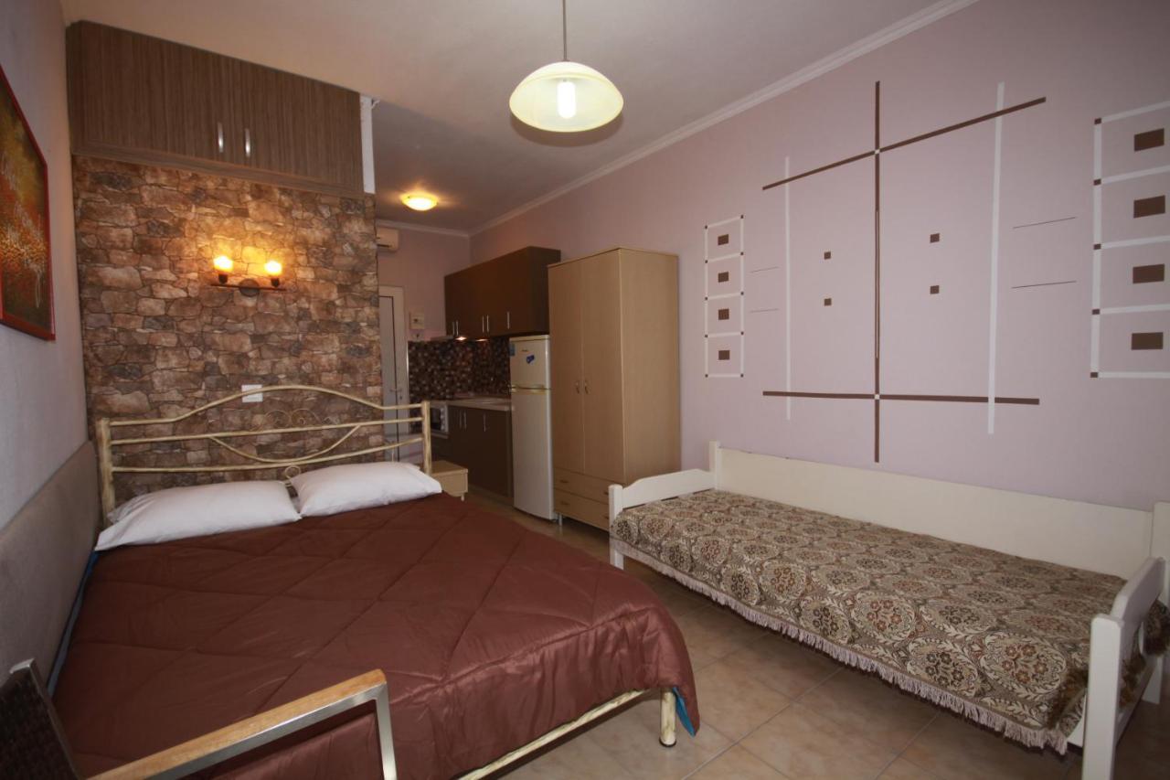 Zephyros Rooms Ormos Panagias Ngoại thất bức ảnh
