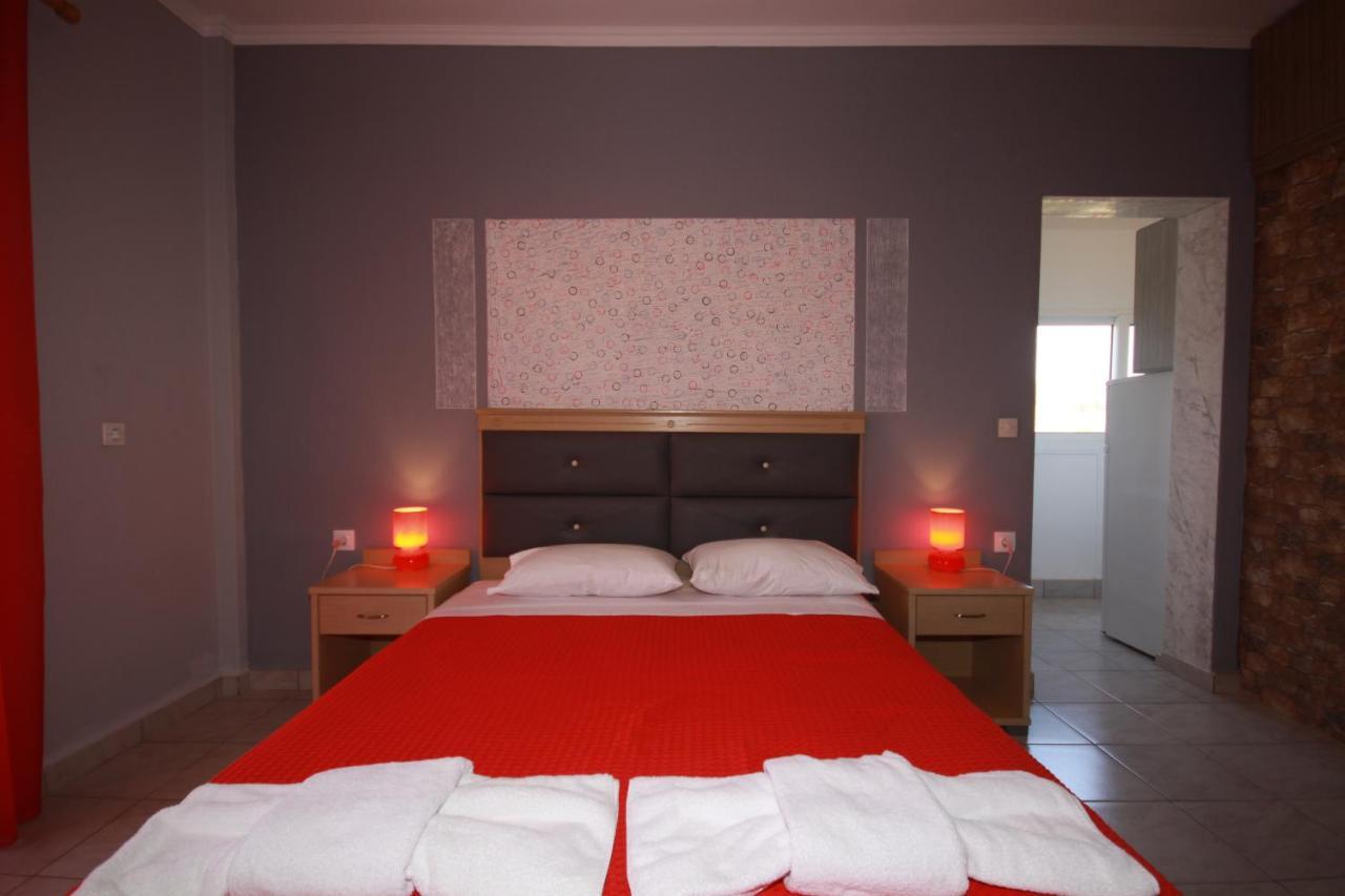 Zephyros Rooms Ormos Panagias Ngoại thất bức ảnh