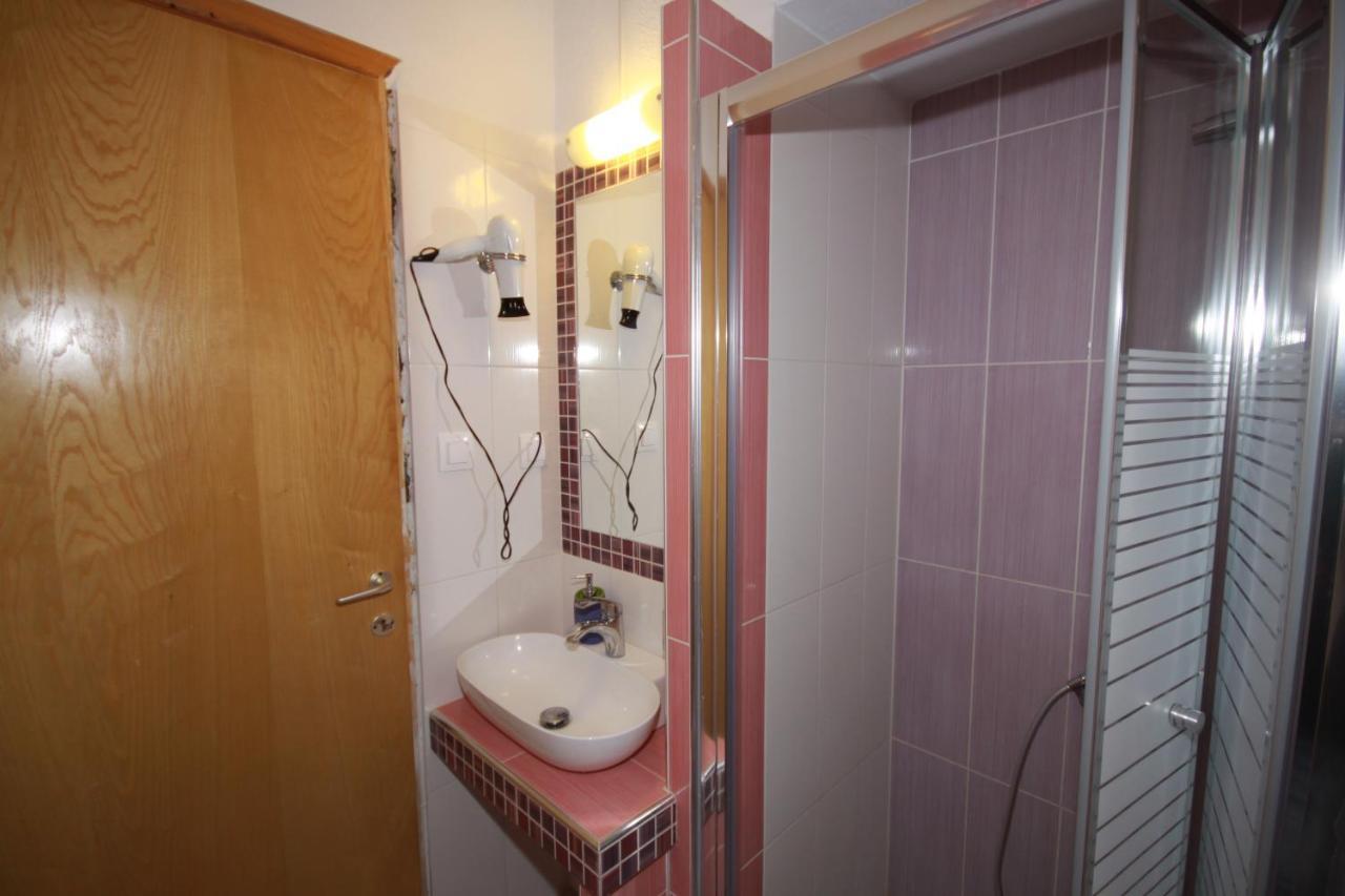 Zephyros Rooms Ormos Panagias Ngoại thất bức ảnh