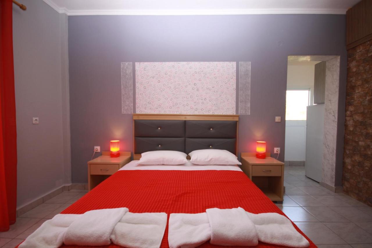 Zephyros Rooms Ormos Panagias Ngoại thất bức ảnh