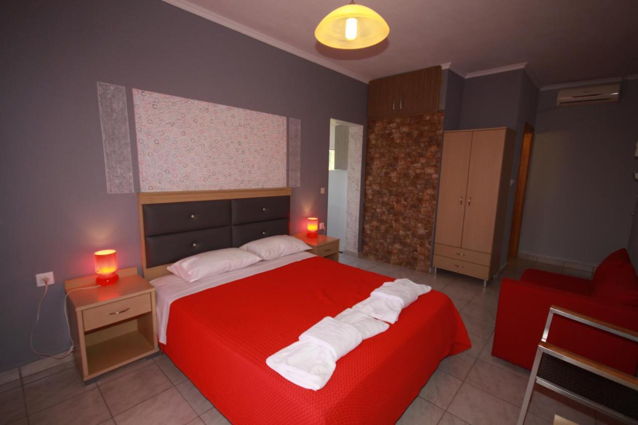 Zephyros Rooms Ormos Panagias Ngoại thất bức ảnh